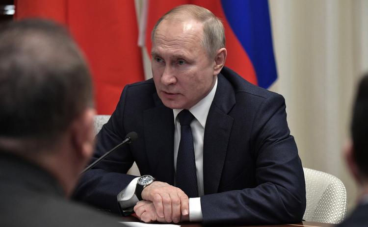 Путин подумает о введении профессионального праздника для преподавателей вузов
