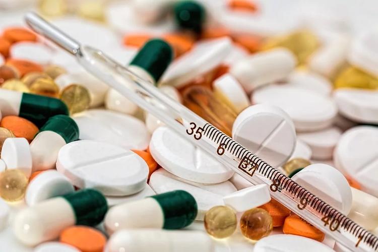 В Челябинске будут контролировать цены на медицинские маски