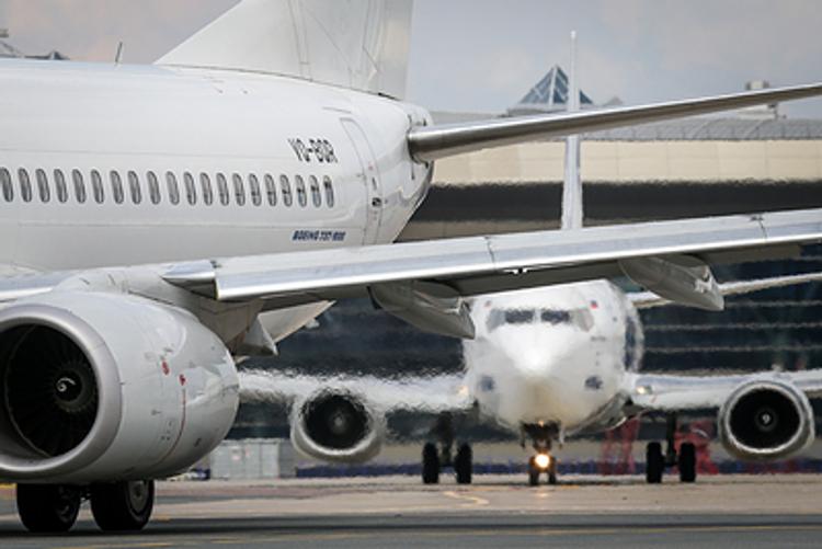 В авиакомпании Utair сообщили детали происшествия при посадке Boeing в Усинске