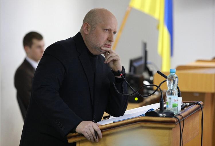 Турчинов рассказал об отказе США помочь Украине во время «нападения России»