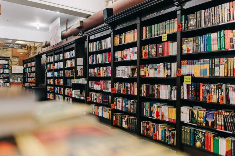13 книжных магазинов в России сегодня закрыты из-за дела «Сети»