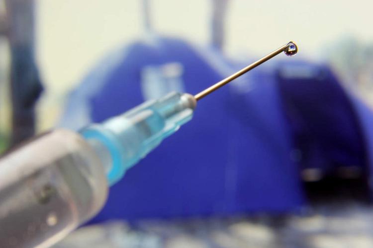 Прививки от гепатита А, ВПЧ и клещевого энцефалита предлагают сделать обязательными