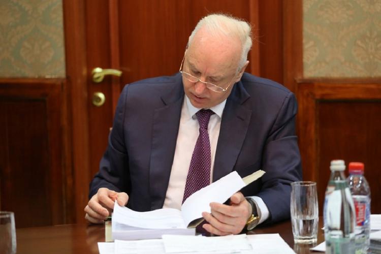 Глава Следственного комитета взял на контроль дело девушки, ранившей насильника