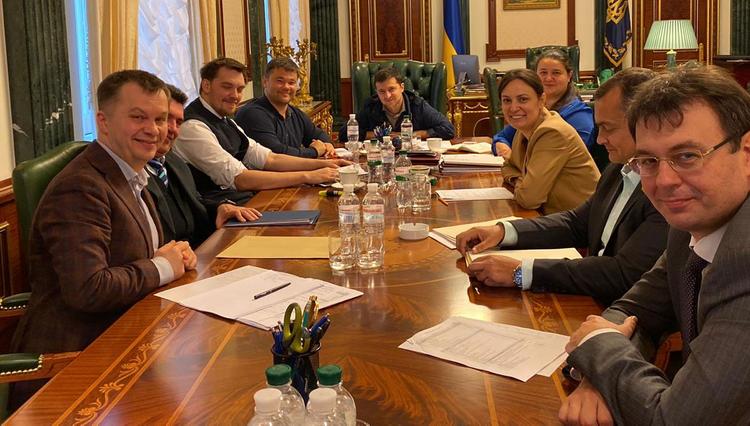 Украинцы разочаровались в новой власти