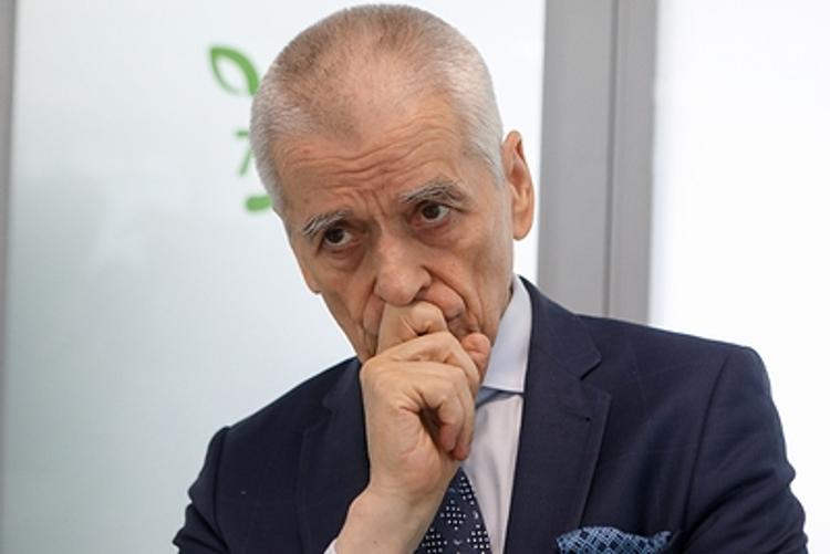 Геннадий Онищенко предупредил, что татуировки опасны не только гнойным воспалением, но и раком