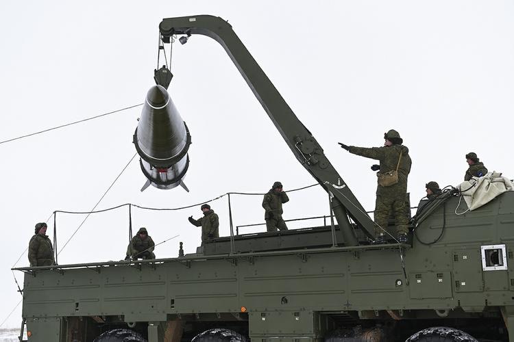 Экс-сотрудник Генштаба озвучил возможное условие ядерной атаки России по Европе