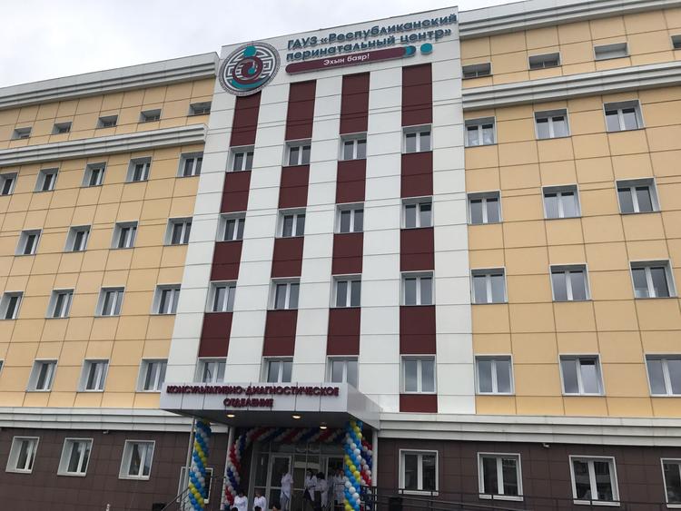 500-граммовую новорожденную выходили бурятские врачи