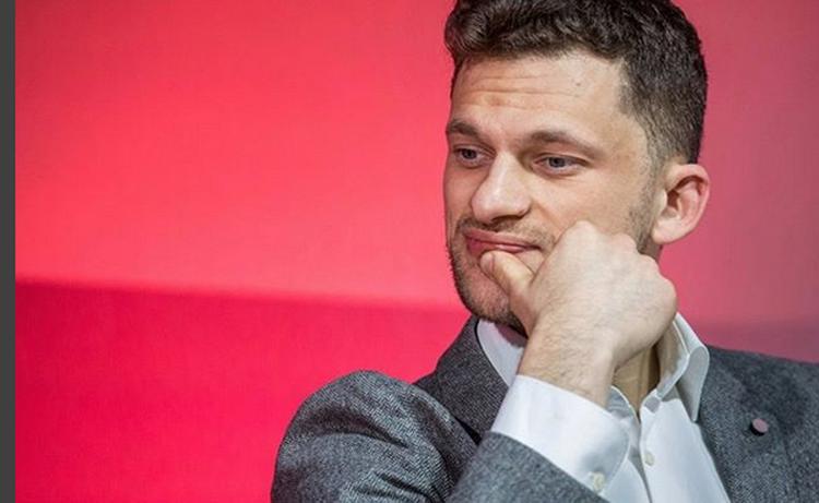 Украинские власти рассказали о бестолковой работе, которой их заставляют заниматься