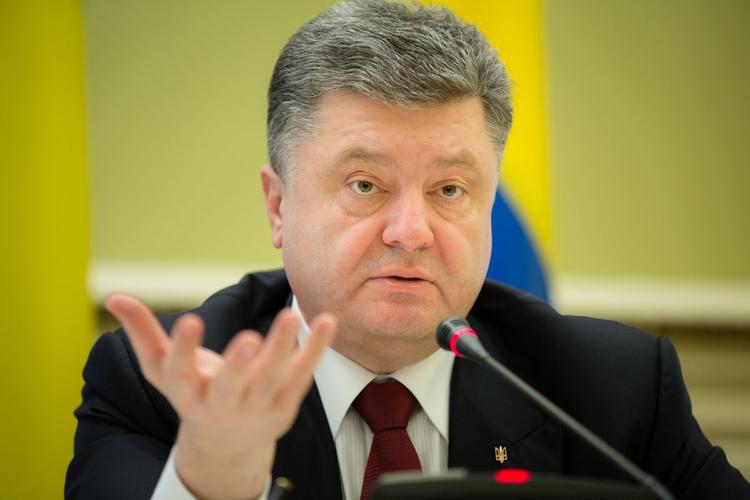 Добровольно-принудительно. Петр Порошенко заявляет, что завтра явится на допрос в Госбюро расследований Украины