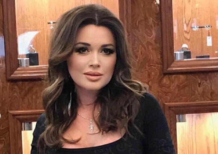 Участница «Битвы экстрасенсов» рассказала о будущем Заворотнюк