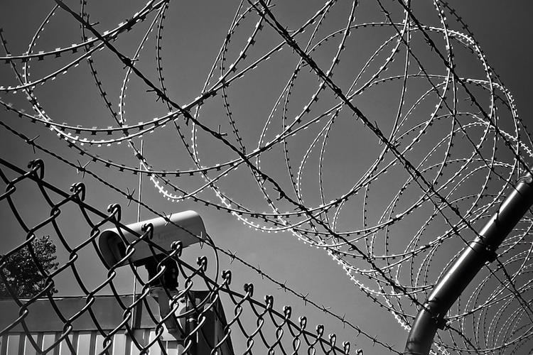 Сотни мигрантов собрались на границе Греции и Турции