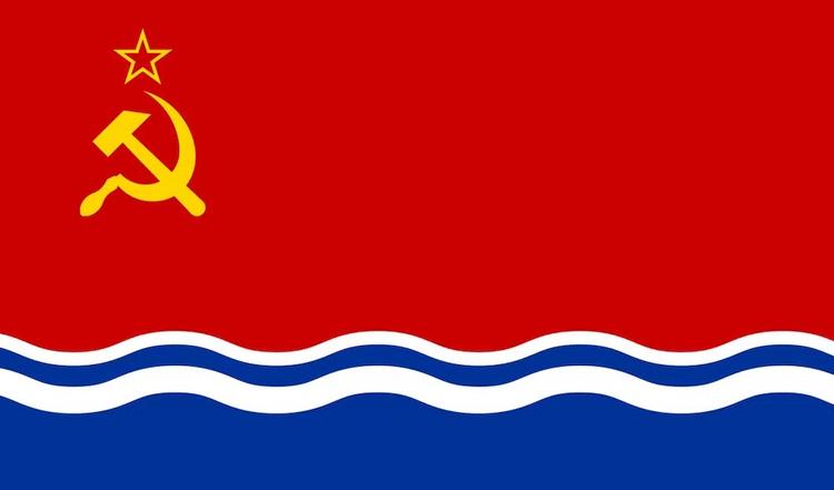 Рига: в окне жилого дома вывесили флаг ЛССР