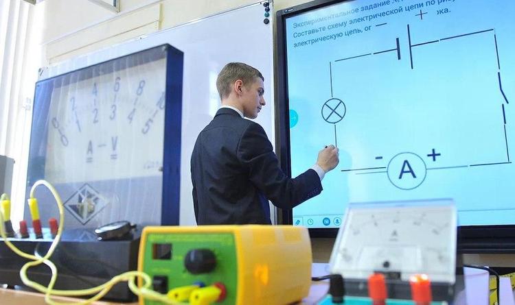 Собянин перевёл учеников городских колледжей на дистанционное обучение