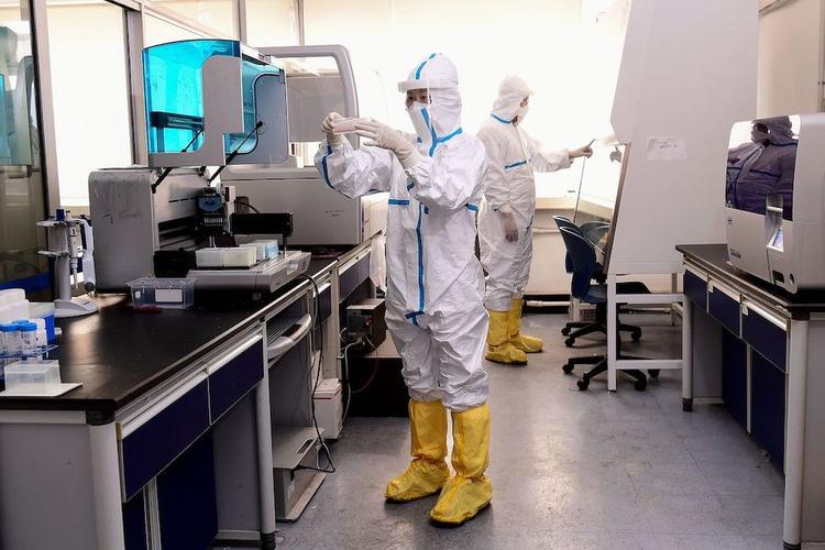 Разработка вакцины от коронавируса и существующие методы его лечения