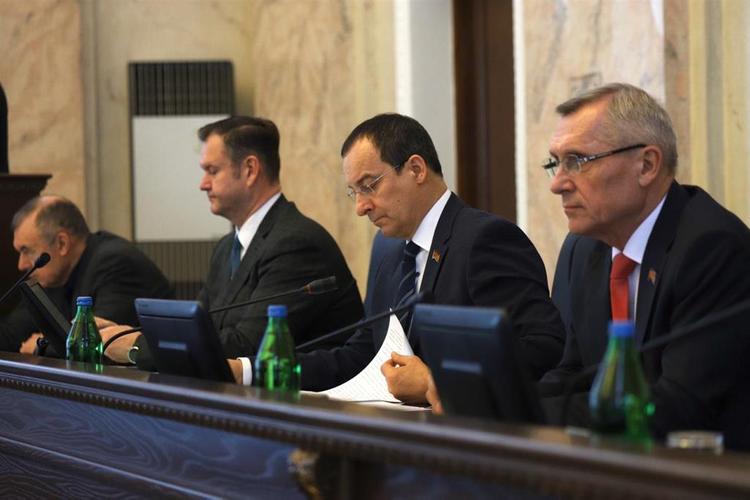 Единороссы обсудили перспективы развития региона