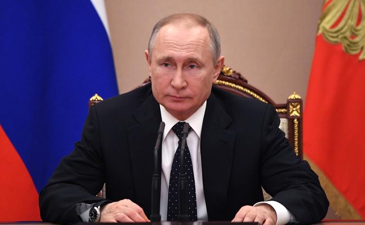 Путин объявил о переносе голосования по поправкам к Конституции из-за коронавируса