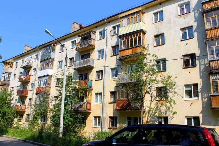 Визуально увеличиваем потолок
