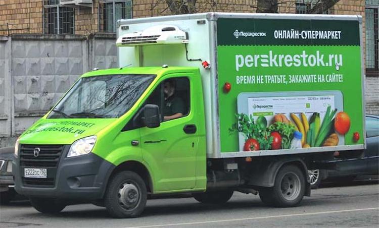В условиях карантина услуга доставки еды в Москве пользуется спросом