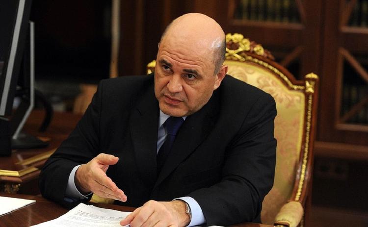 Мишустин поручил ввести смс-информирование о нарушении карантина