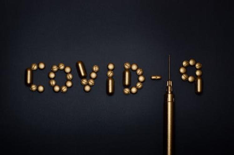 Нюта Федермессер после подтверждения у Дениса Проценко коронавируса сдала анализ на COVID-19 и самоизолировалась