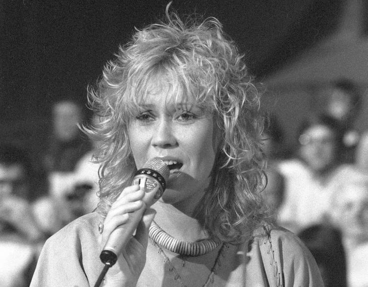 Участница группы ABBA празднует 70-летие