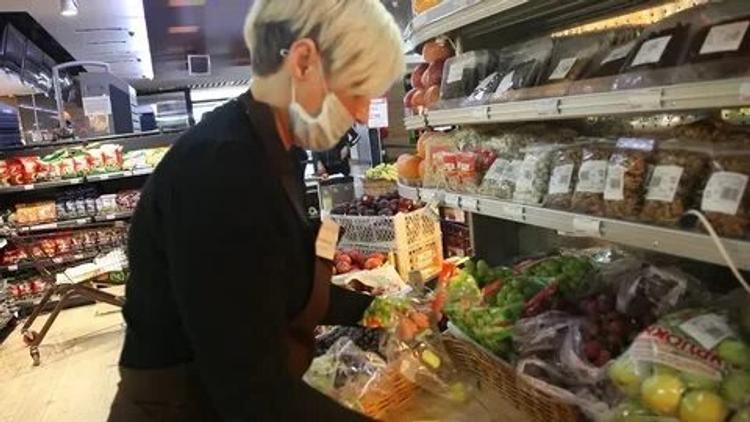 Россиян ждет резкий скачок цен в магазинах. Продукты подорожают до 20% из-за пандемии и падения курса рубля