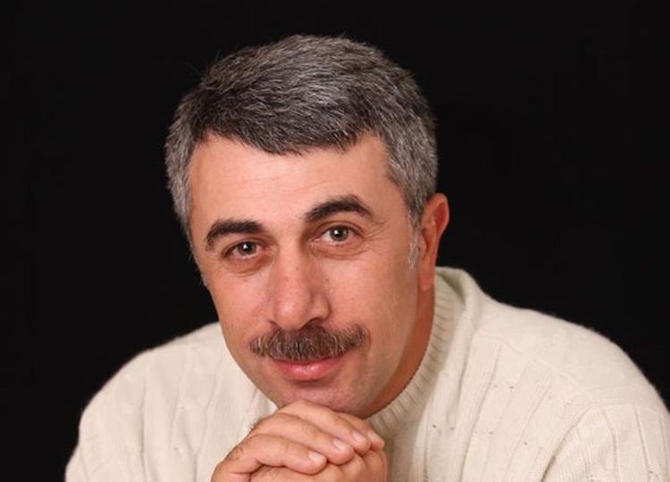 Доктор Комаровский объяснил, почему нельзя на изоляции гулять в парке