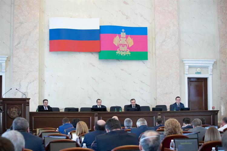 Кубанские семьи с детьми получат материальную поддержку своевременно