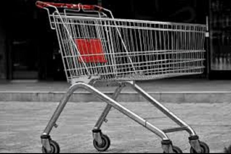 МЧС рекомендует ходить в продуктовый магазин в маске и перчатках