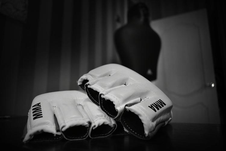 MMA Турнир UFC 249 официально отменен из-за коронавируса