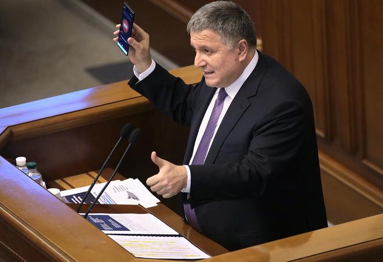 Замглавы МВД Украины заявил о планах «завербованного ФСБ» генерала СБУ убить Авакова