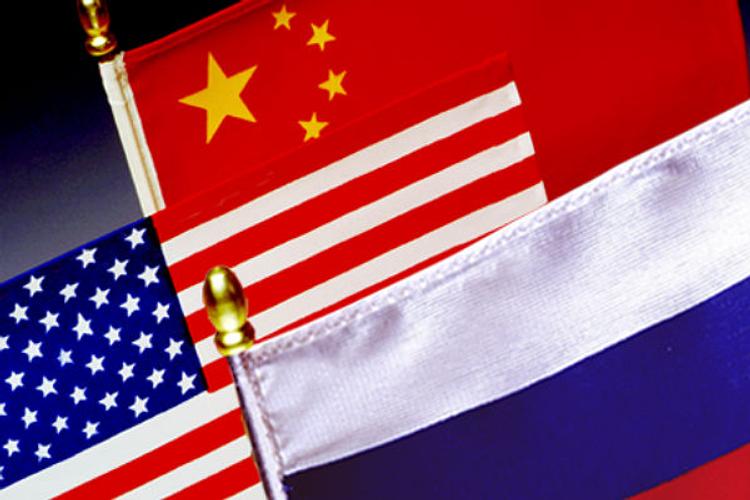 Холодный треугольник. США планируют ослабить развитие России и Китая