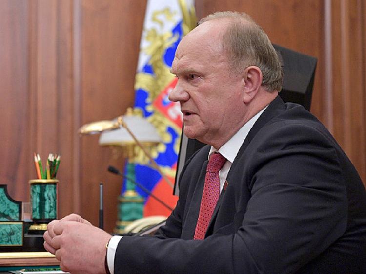 Для Геннадия Зюганова и Максима Фадеева въезд на Украину закрыт до 2023 года
