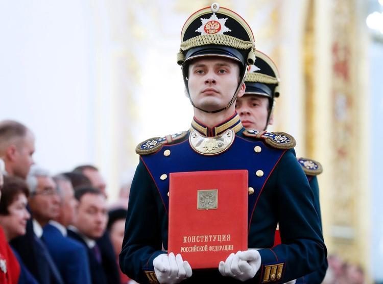 Кремль затолкал себя в юридическую ловушку
