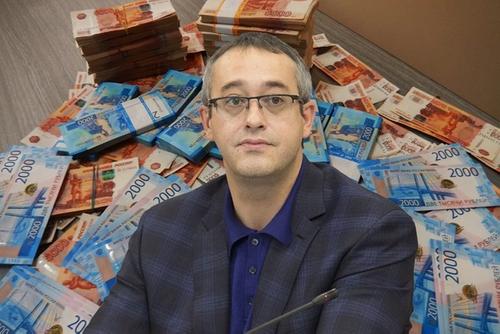 Знакомая схема или откуда на самом деле у спикера Мосгордумы Шапошникова в декларации появились почти 2 миллиарда рублей