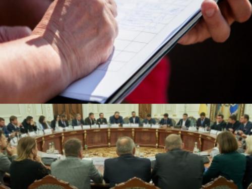 На Украине собирают подписи за отставку нового правительства