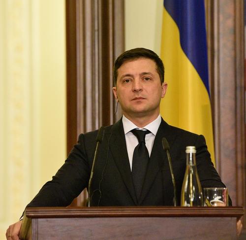 Зеленский отреагировал на получение Украиной статуса партнёра в НАТО