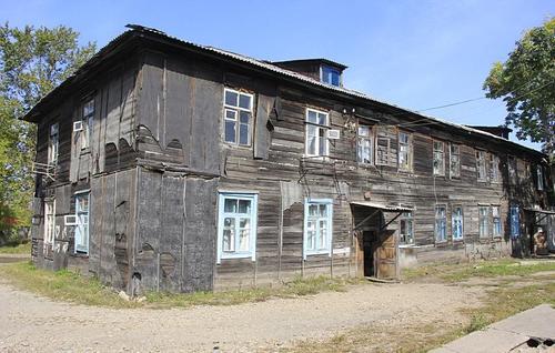 Кому выгодно поджигать деревянные застройки в российских городах