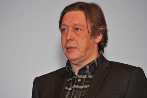 Адвокат Ефремова признался, что из-за пьяного водителя погибла вся его семья