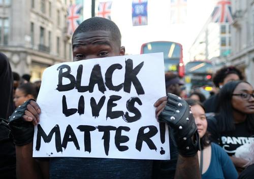 Что делают компании в поддержку Black Lives Matter