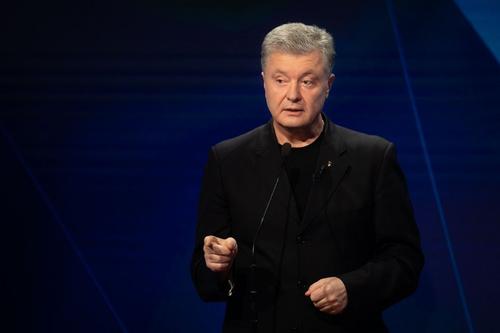 На Украине заведено еще четыре дела против Порошенко