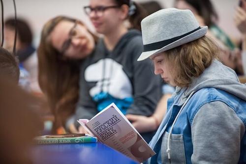 Как латышские студенты открыли глаза преподавателю на Анну Каренину