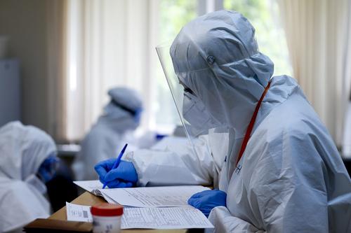 Излечившиеся от COVID-19 люди назвали оставшиеся у них после болезни симптомы