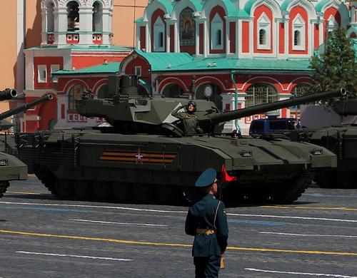 Танк Превзойдёт ли российский танк Т-14 модернизированный американский «Абрамс»? Не факт