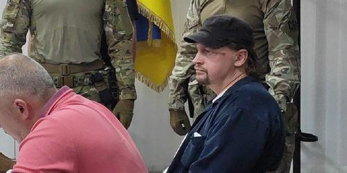 Захвативший заложников в Луцке пообещал «продолжения перформанса»