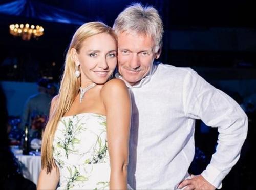 Навка и Песков отмечают знаменательное событие