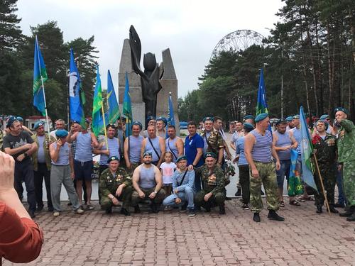 В Хабаровске отметили юбилей ВДВ