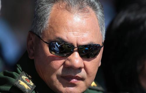 Шойгу приказал довести к концу 2020 года оснащенность войск современными вооружениями до 70%