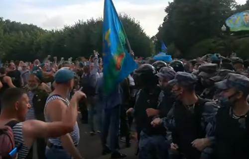 Потасовка на день ВДВ была спровоцирована