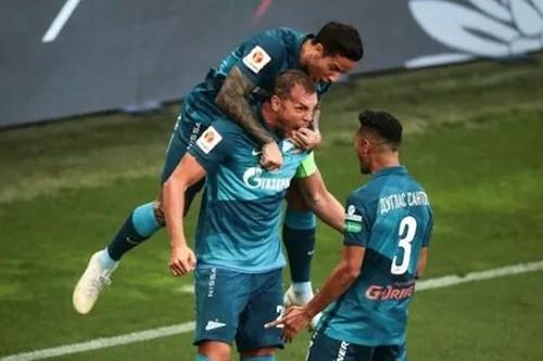 «Зенит» выиграл Суперкубок, а «Локомотив» потерпел поражение 2:1